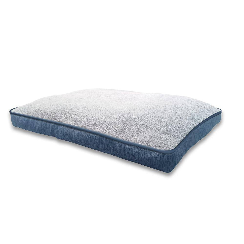 40 In. X 30 In. Piping Blue/Gray Sherpa Jacquard Gusset Pet Bed